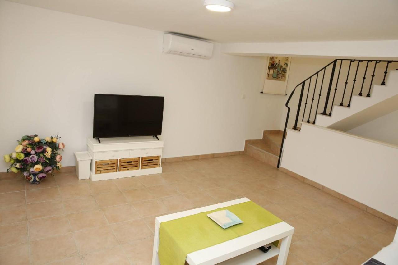 Holiday Home Yan With Bay View Vodice Luaran gambar